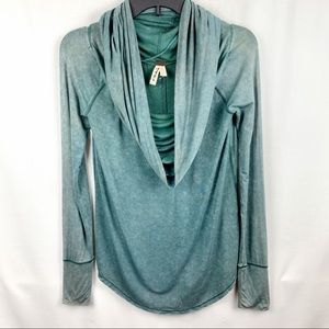 We The Free Free People Cosmo Cowl Neck Shirt Sz M